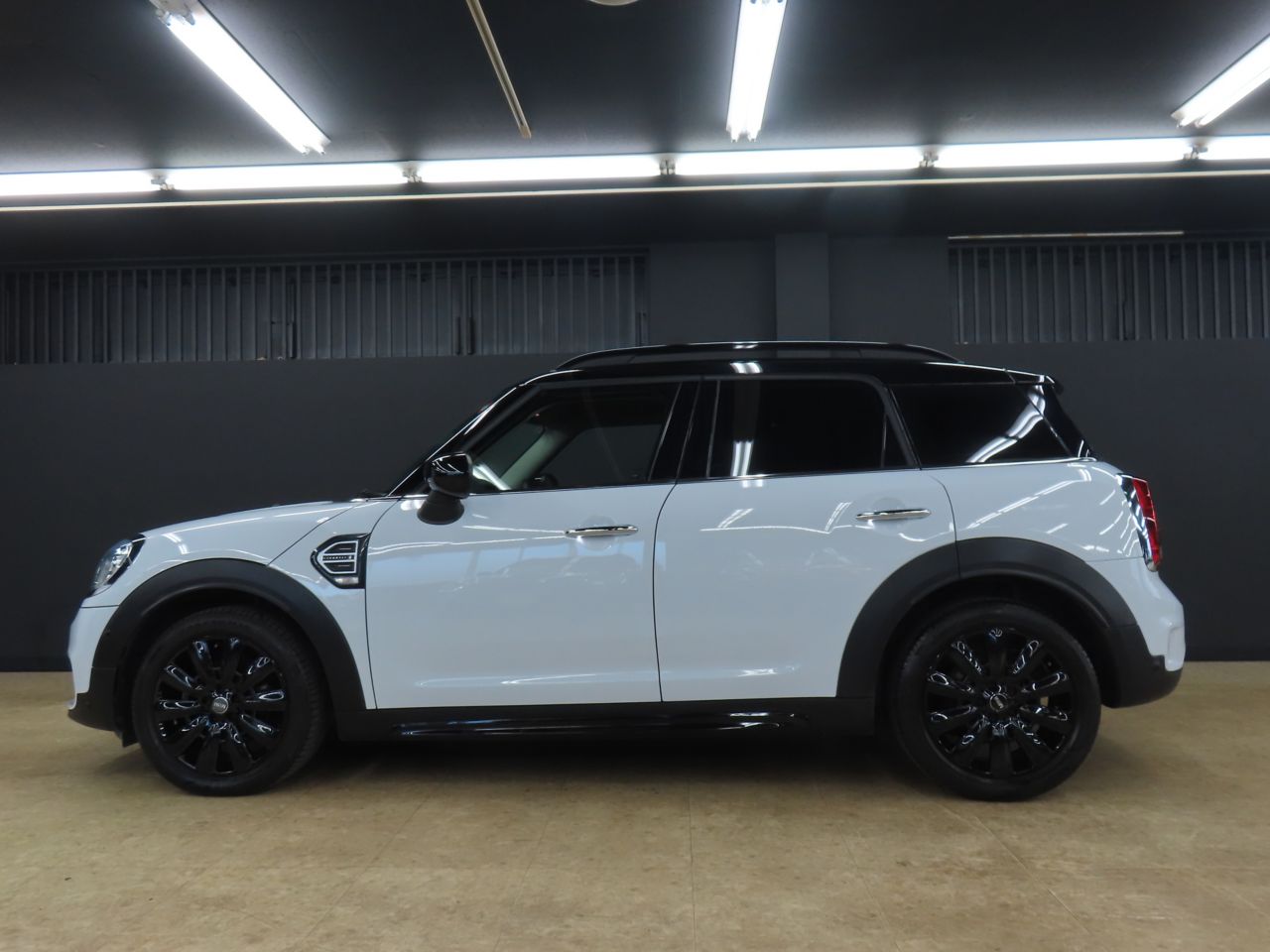 MINI CROSSOVER COOPER D