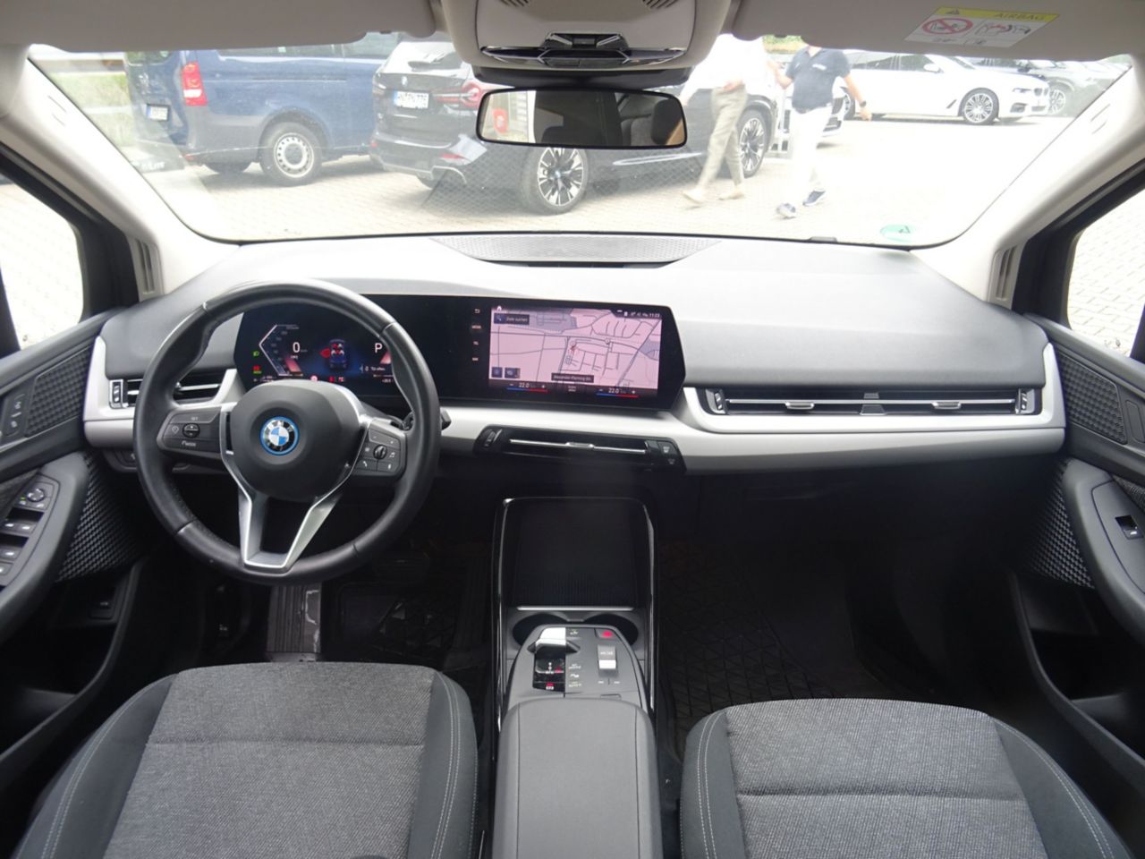 BMW 225