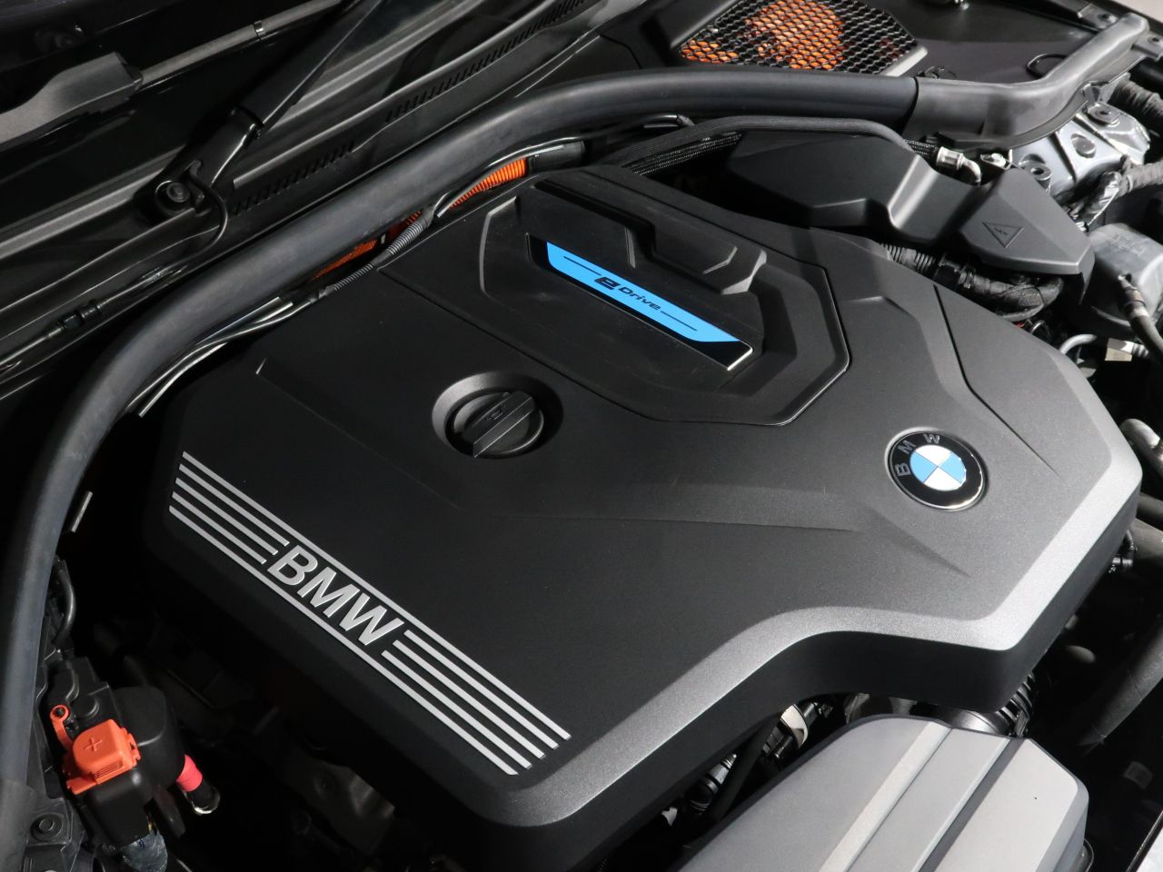 G20 330e Saloon RHD MX