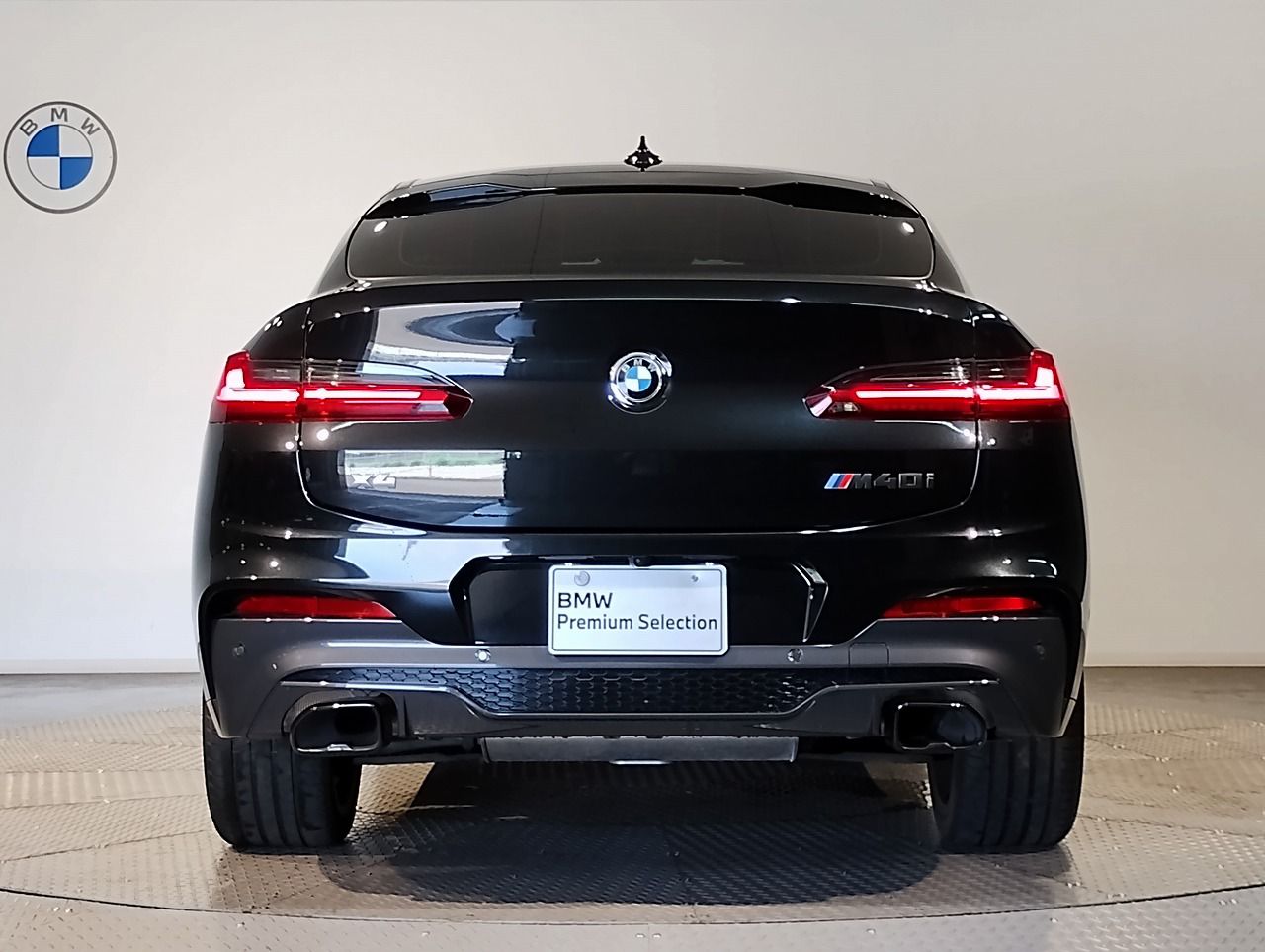 X4 M40i RHD