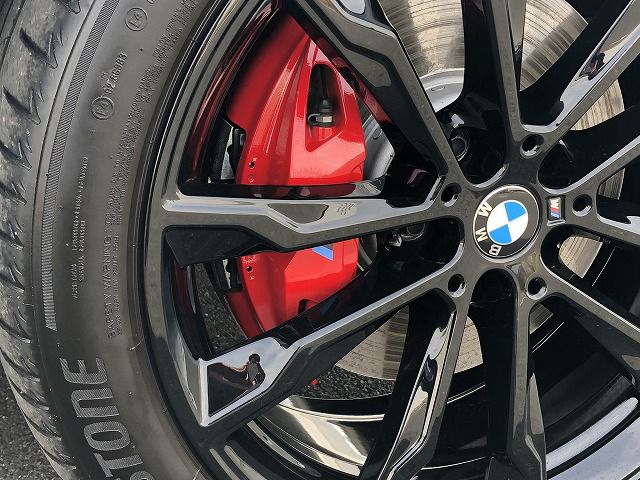 G01 X3 M40d RHD LCI