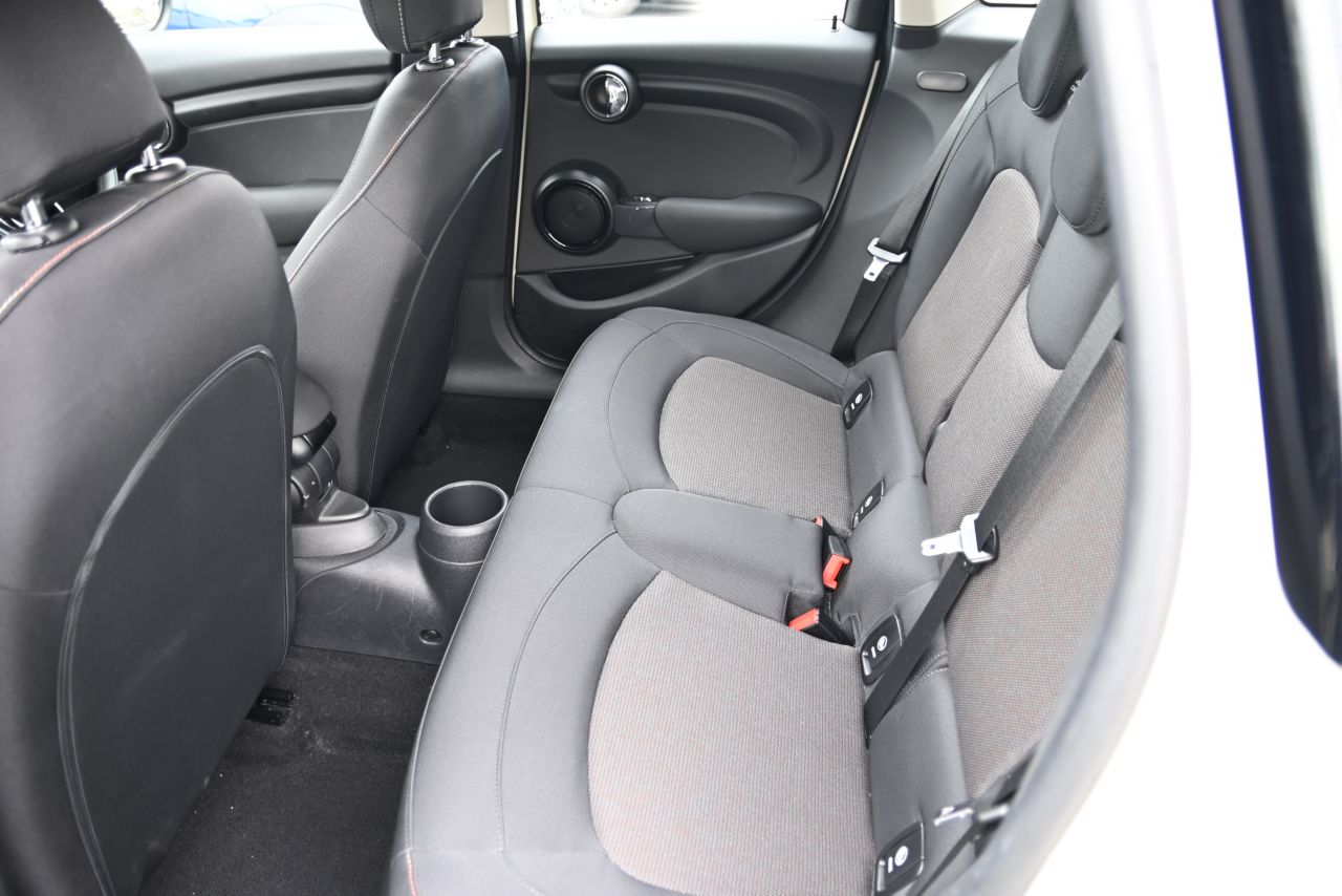 F55 MINI Cooper 5-Door Hatch LCI