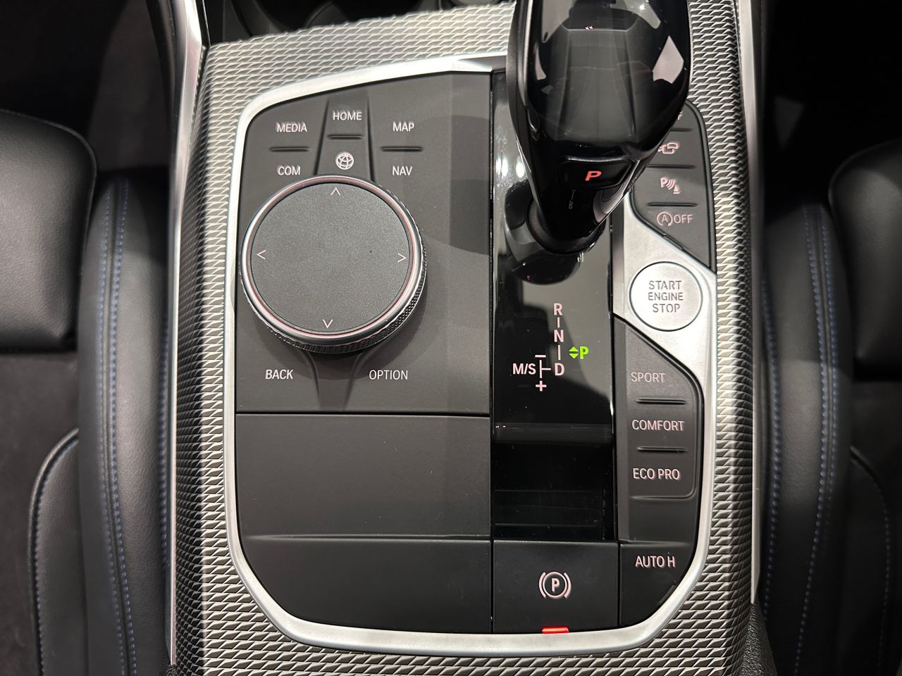 G21 330i Touring RHD