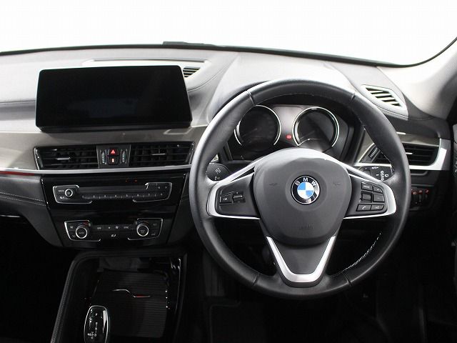 X1 sDrive18i RHD