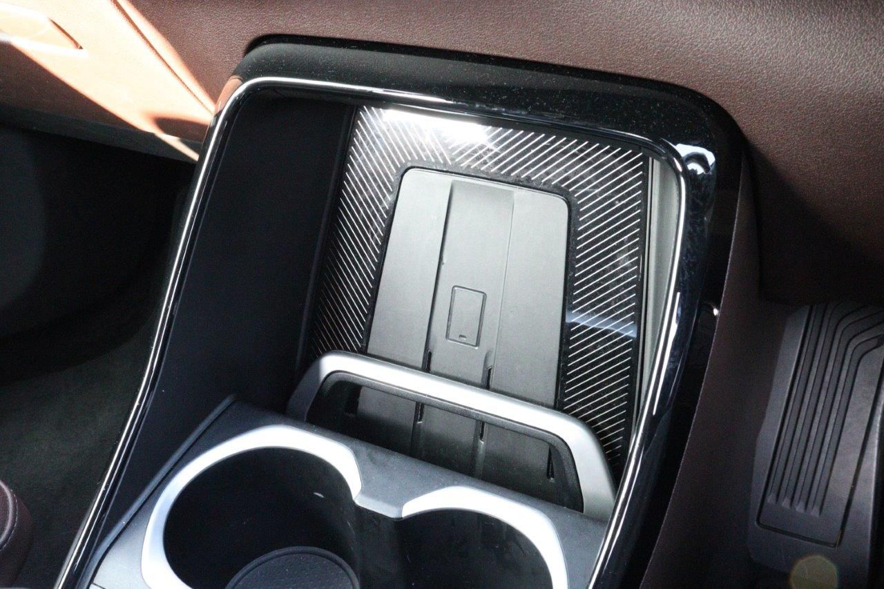 U11 iX1 xDrive30