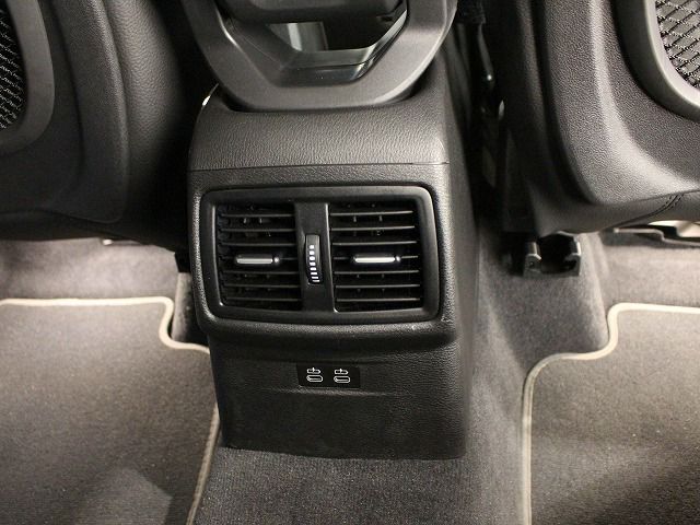X1 sDrive18i RHD