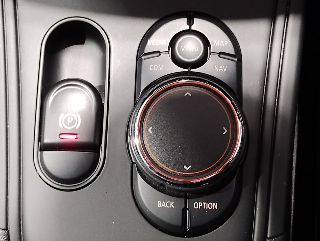 MINI CROSSOVER ONE