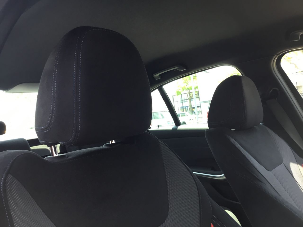 320d xDrive Berline RHD
