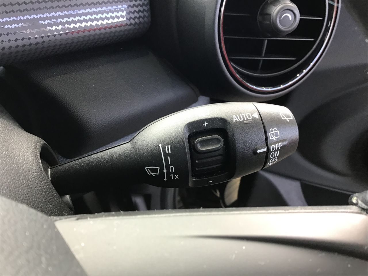 F55 MINI Cooper 5-Door Hatch LCI
