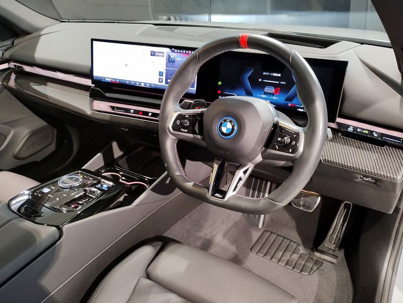 BMW i5 M60 xDrive Sedan RHD