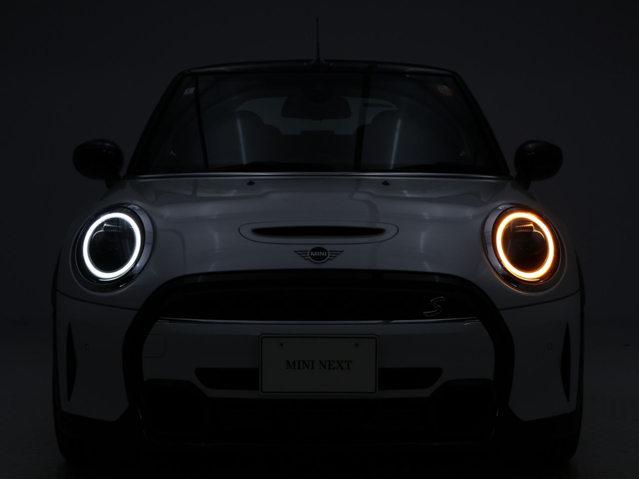 MINI Cooper S Convertible RHD