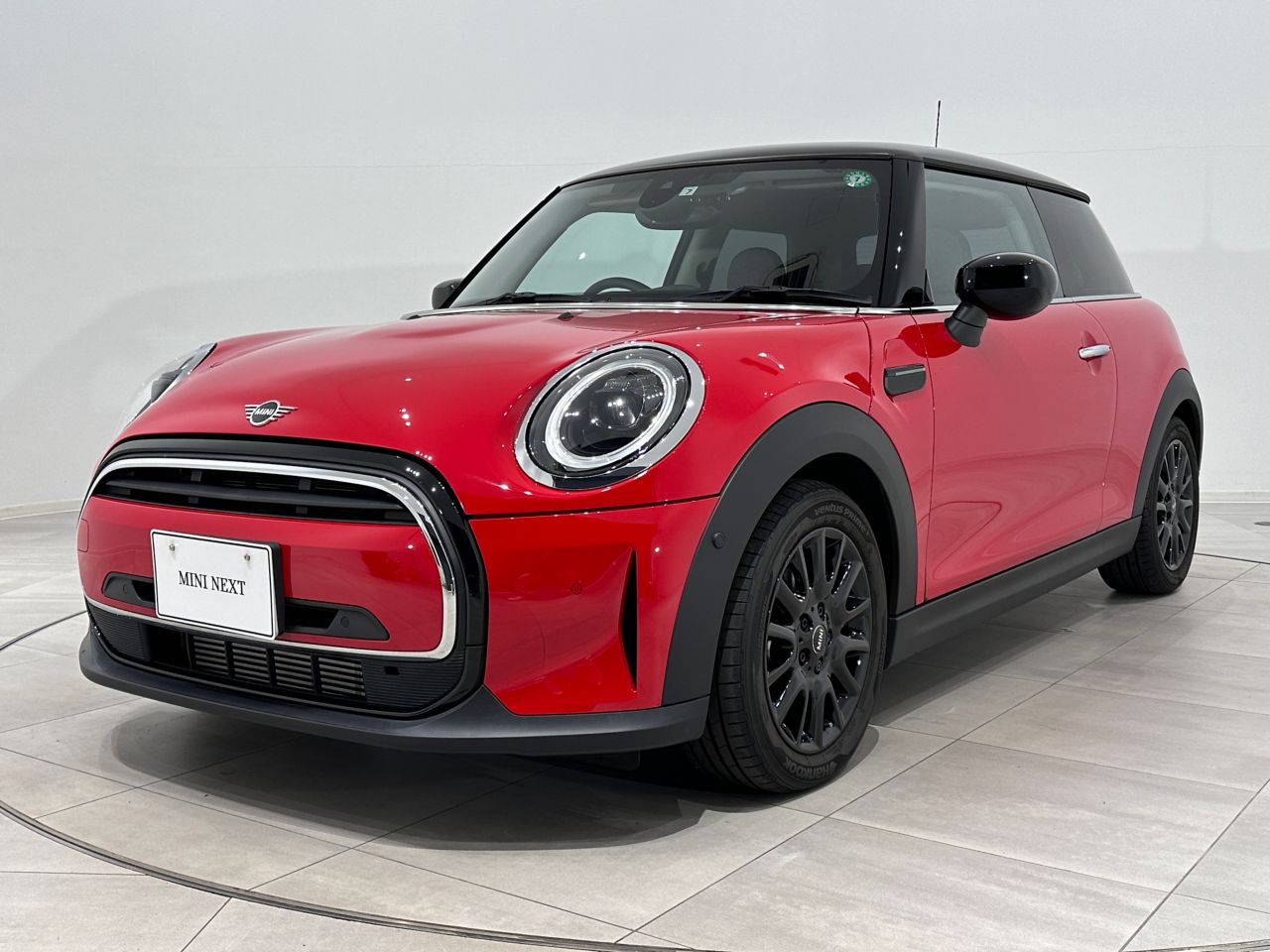 THE NEW MINI COOPER D 3 DOOR