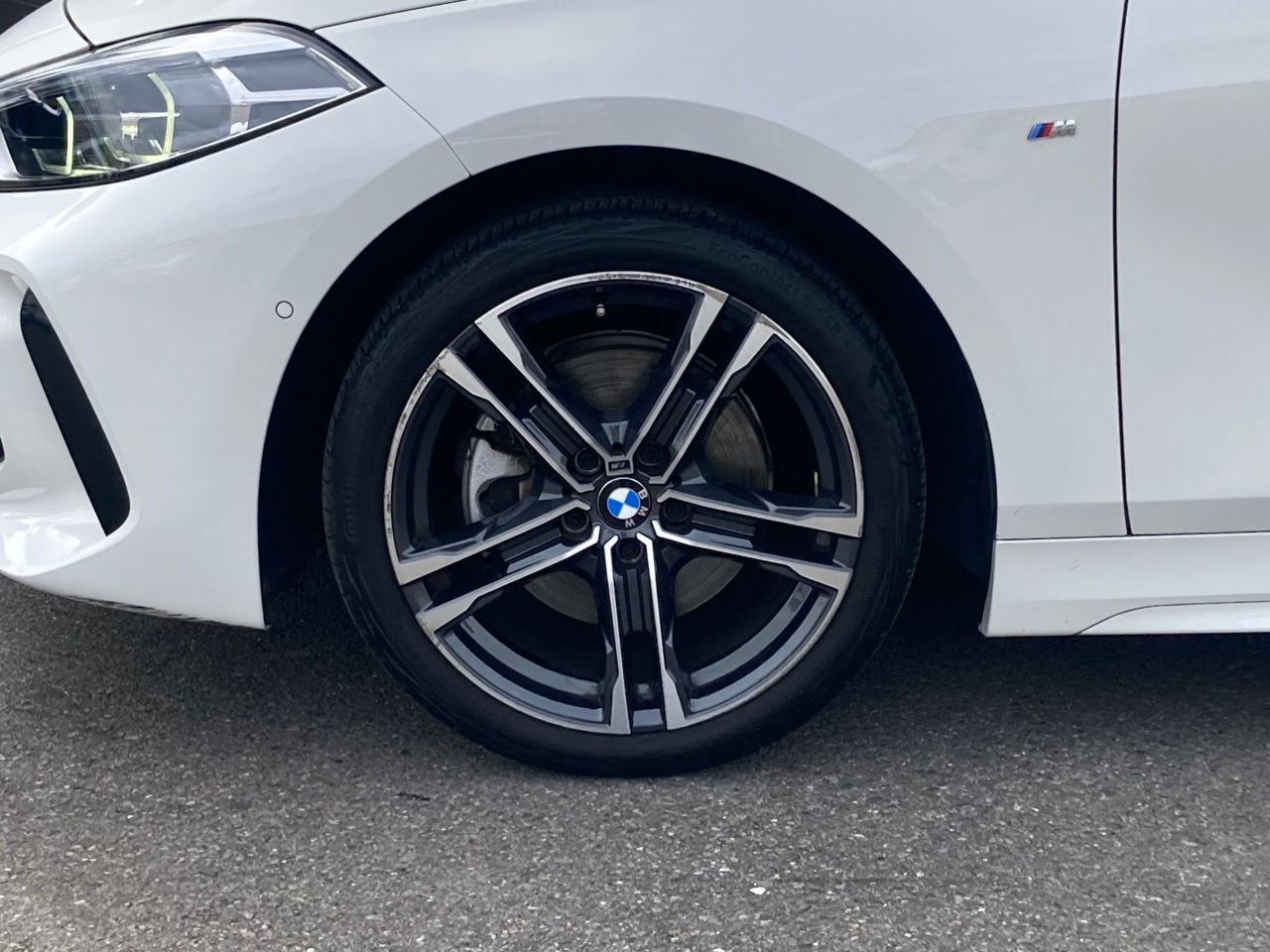 F40 118d Sports Hatch 5-door B47 2.0d