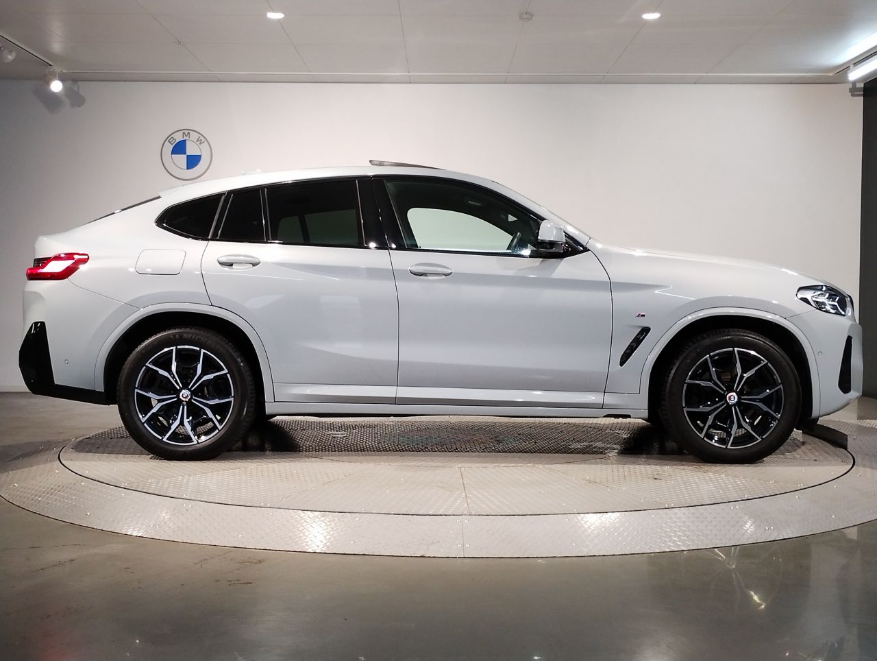 X4 xDrive20d RHD