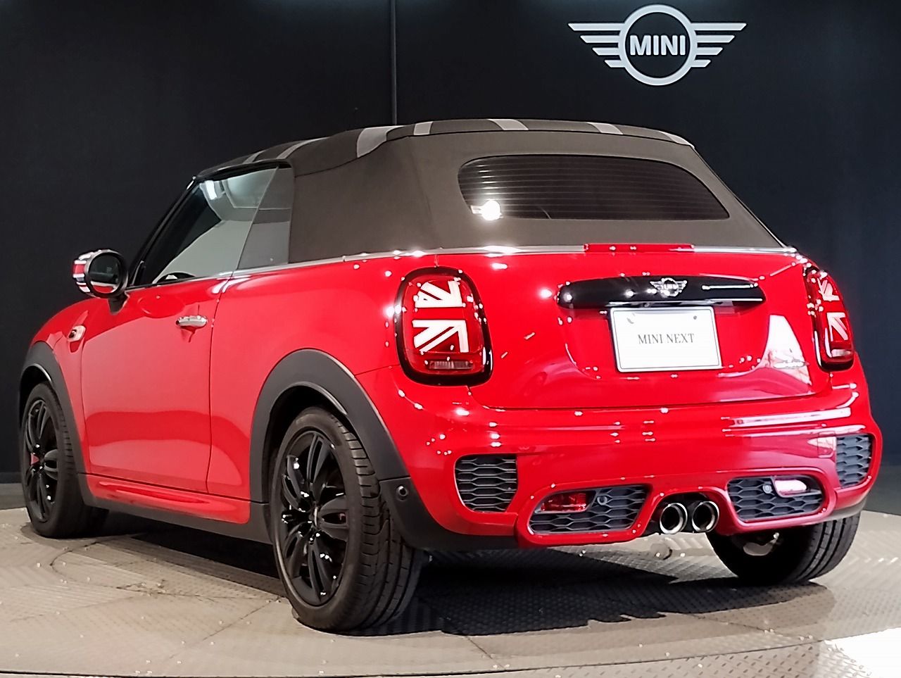 F57 MINI John Cooper Works Convertible LCI