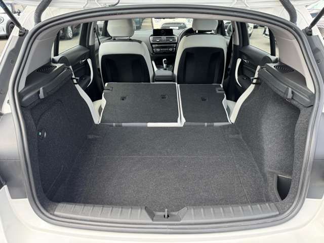 118D 5DOOR RHD
