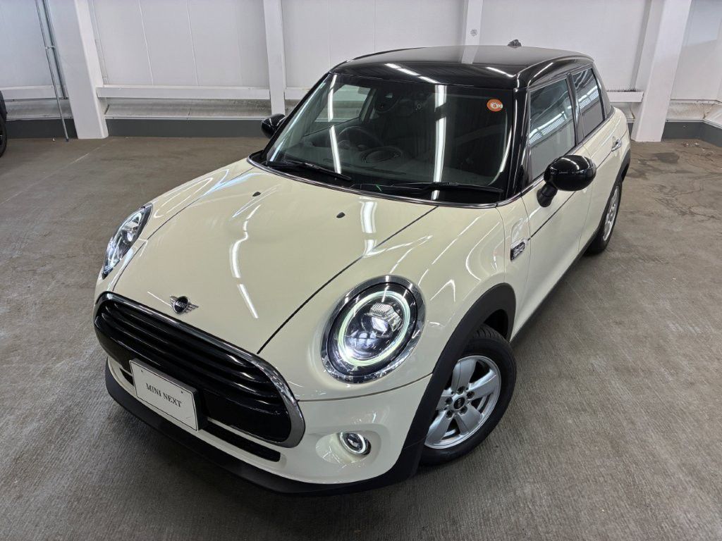 MINI F55 Cooper D 5dr Hatch LCI