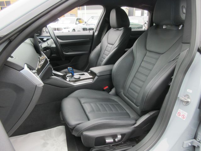 G26 i4 eDrive40 RHD