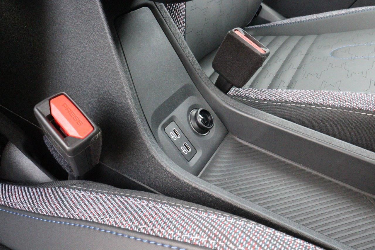 F66 MINI Cooper C 3Dr