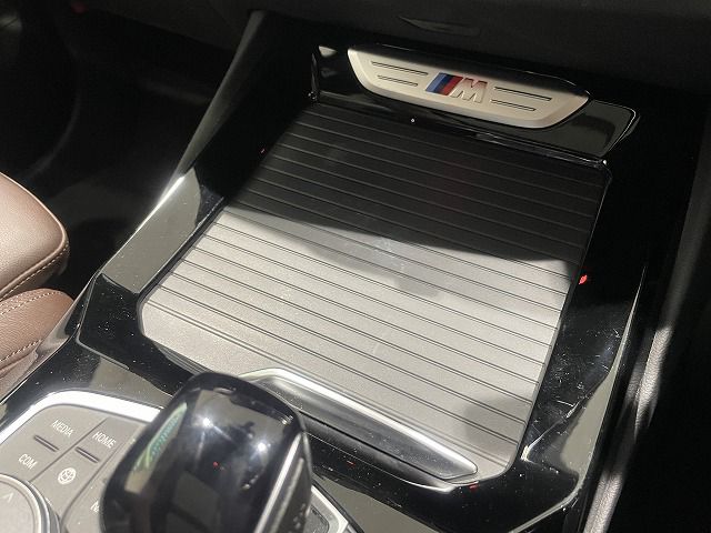 G01 X3 M40d RHD LCI