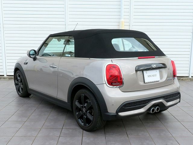 MINI Cooper S Convertible RHD