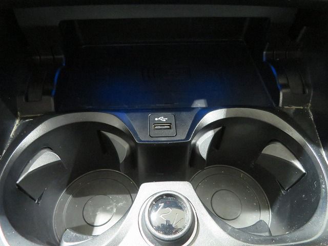 G26 i4 eDrive40 RHD