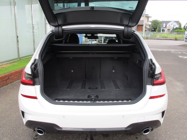 G21 320d xDrive Touring RHD