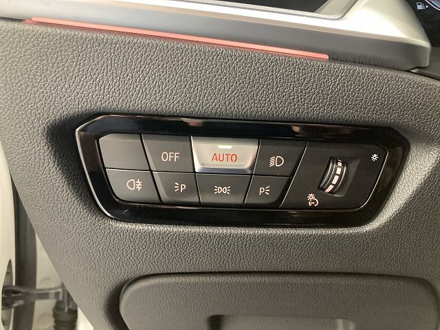 M340i xDrive Berlina