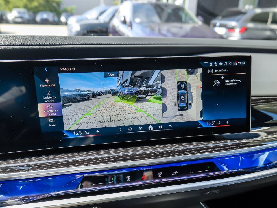 BMW 740