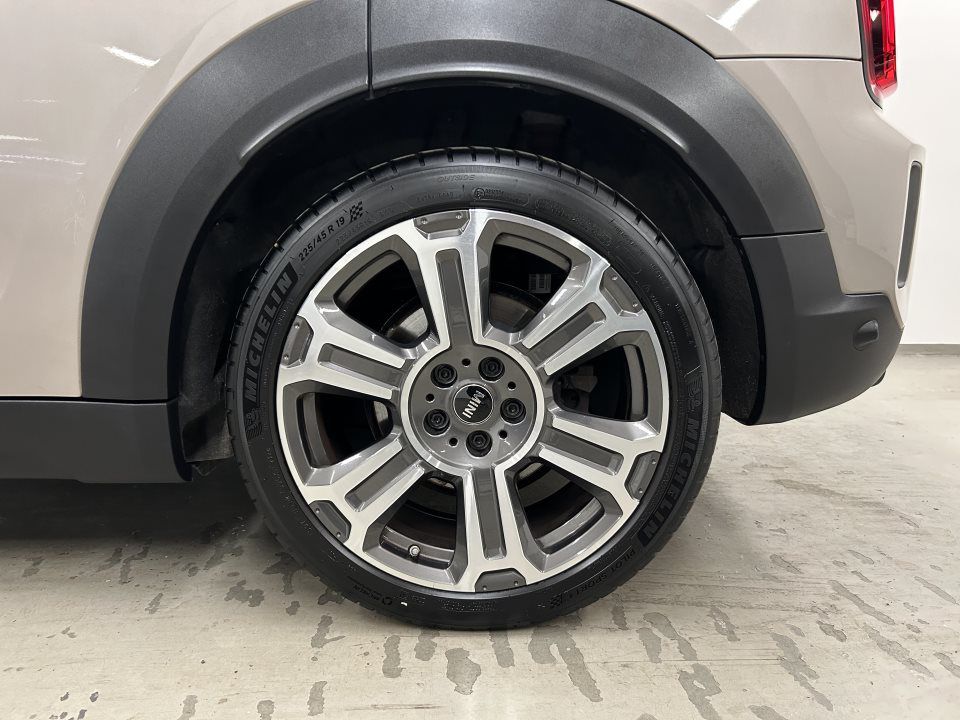 MINI Cooper SE