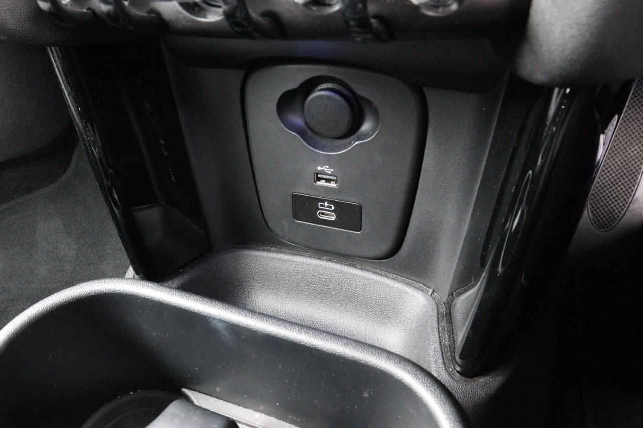 Cooper S 3 doors RHD