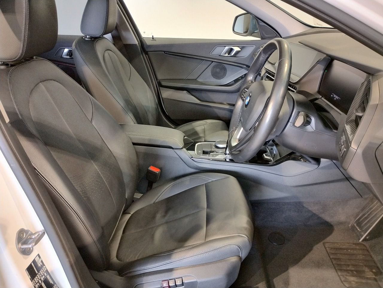 F40 118d Sports Hatch 5-door B47 2.0d