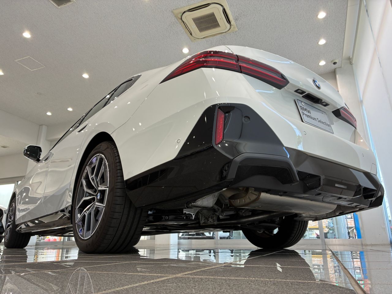 520i Sedan RHD