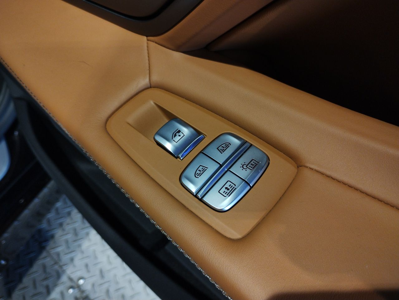 G12 740Li Saloon LCI