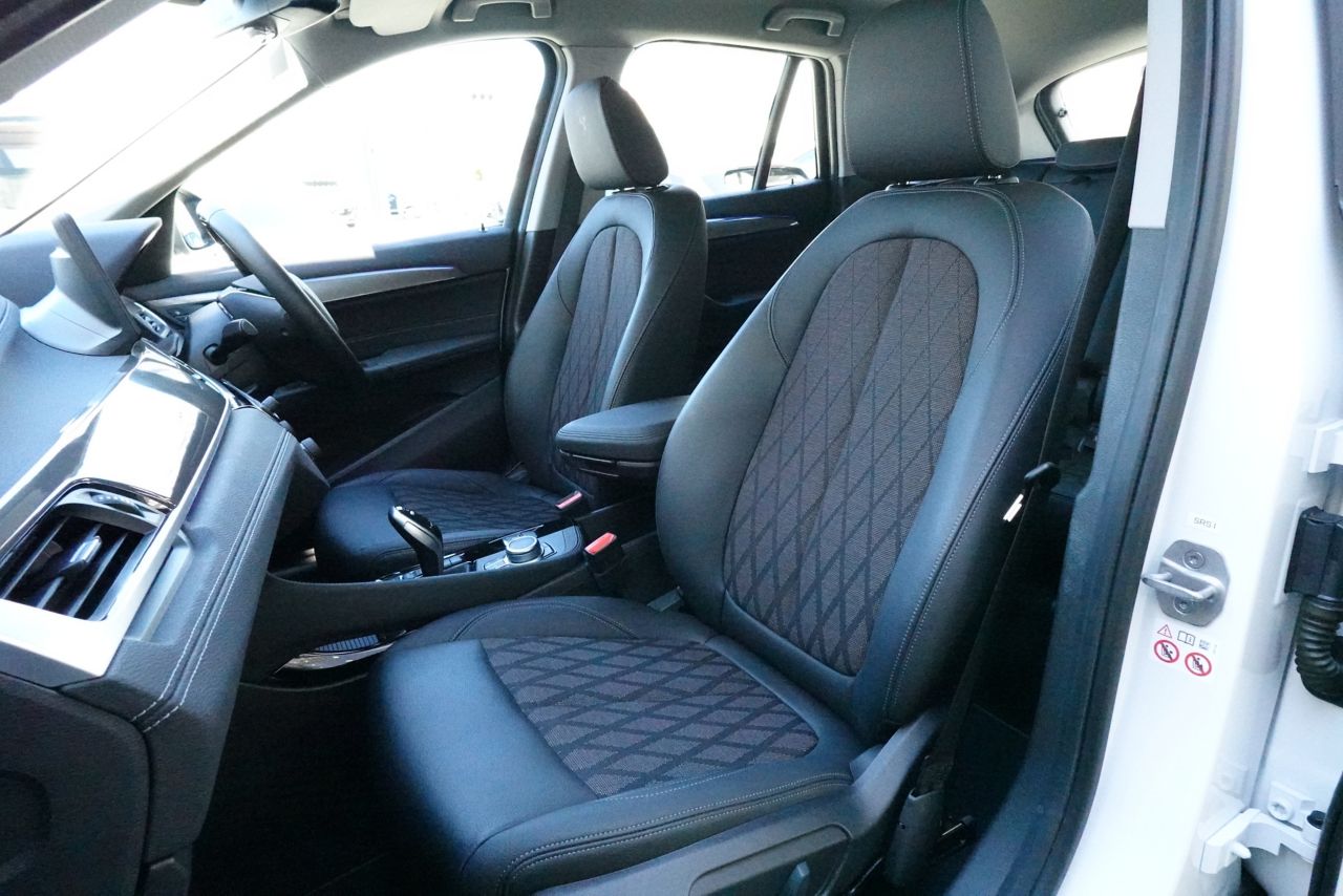 X1 sDrive18i RHD