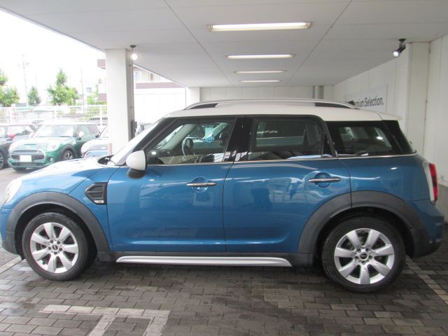 MINI CROSSOVER COOPER D