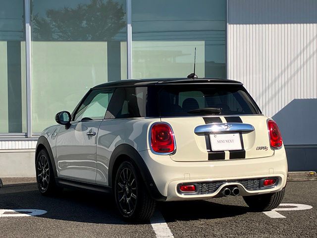 F56 MINI COOPER S