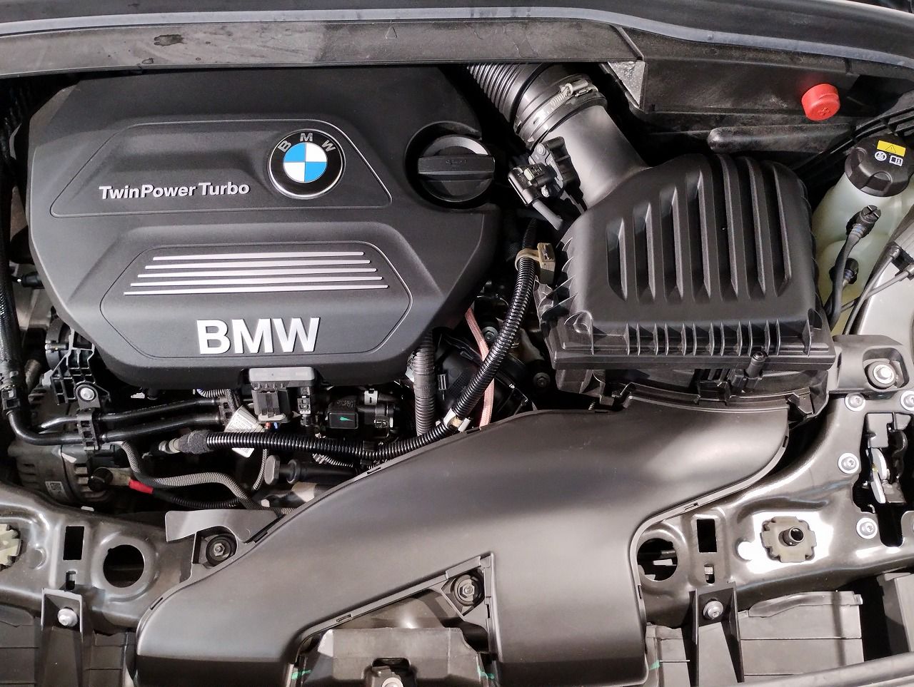 218D ACTIVE TOURER RHD