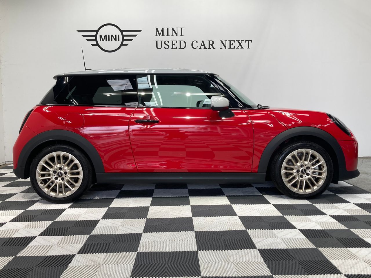 F66 MINI Cooper C 3Dr