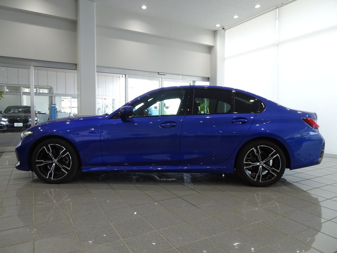 320d xDrive Berline RHD