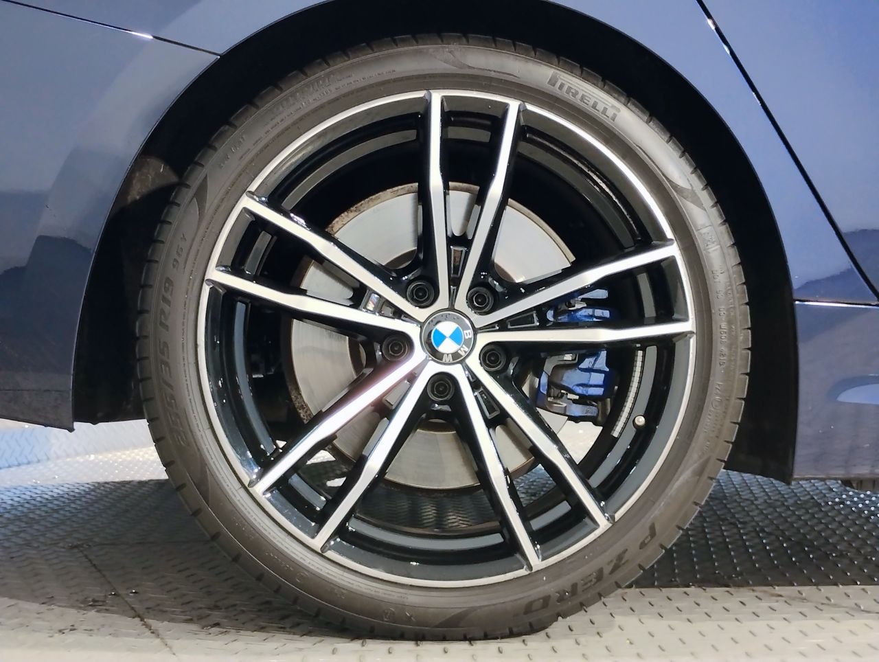 G21 330i Touring RHD