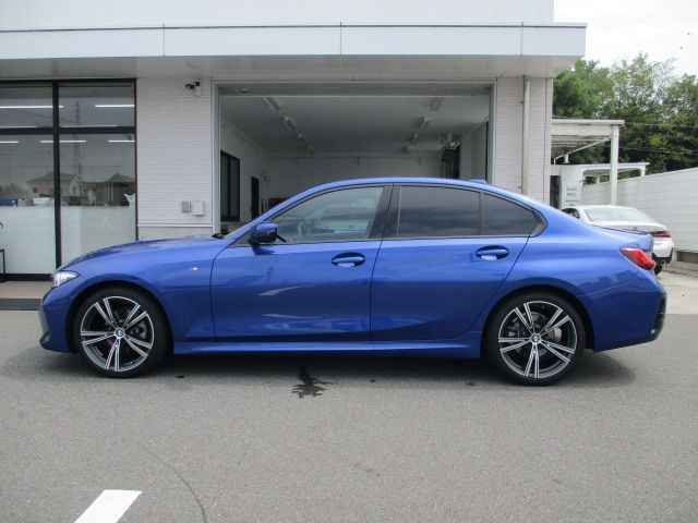 320d xDrive Berline RHD