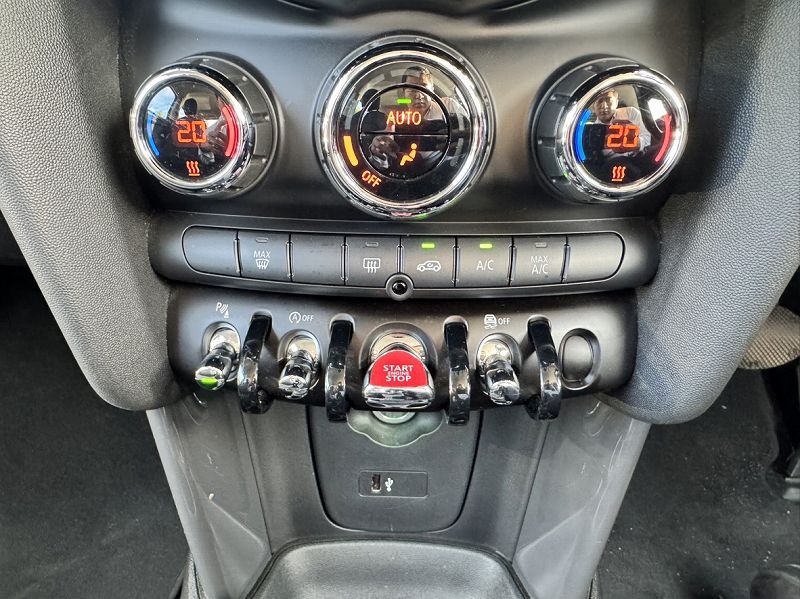 F56 COOPER D (AT)