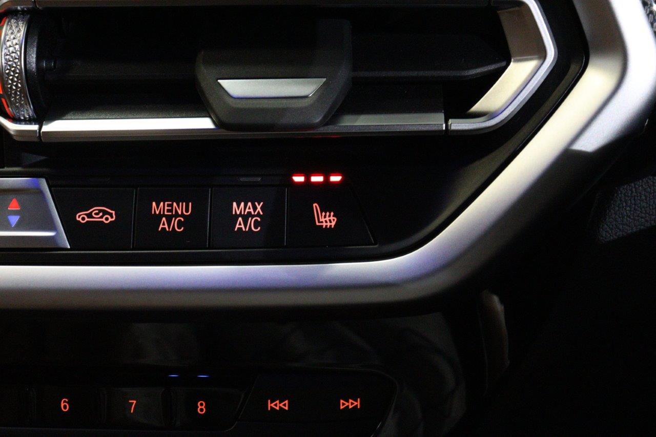 G02 X4 M40i RHD LCI