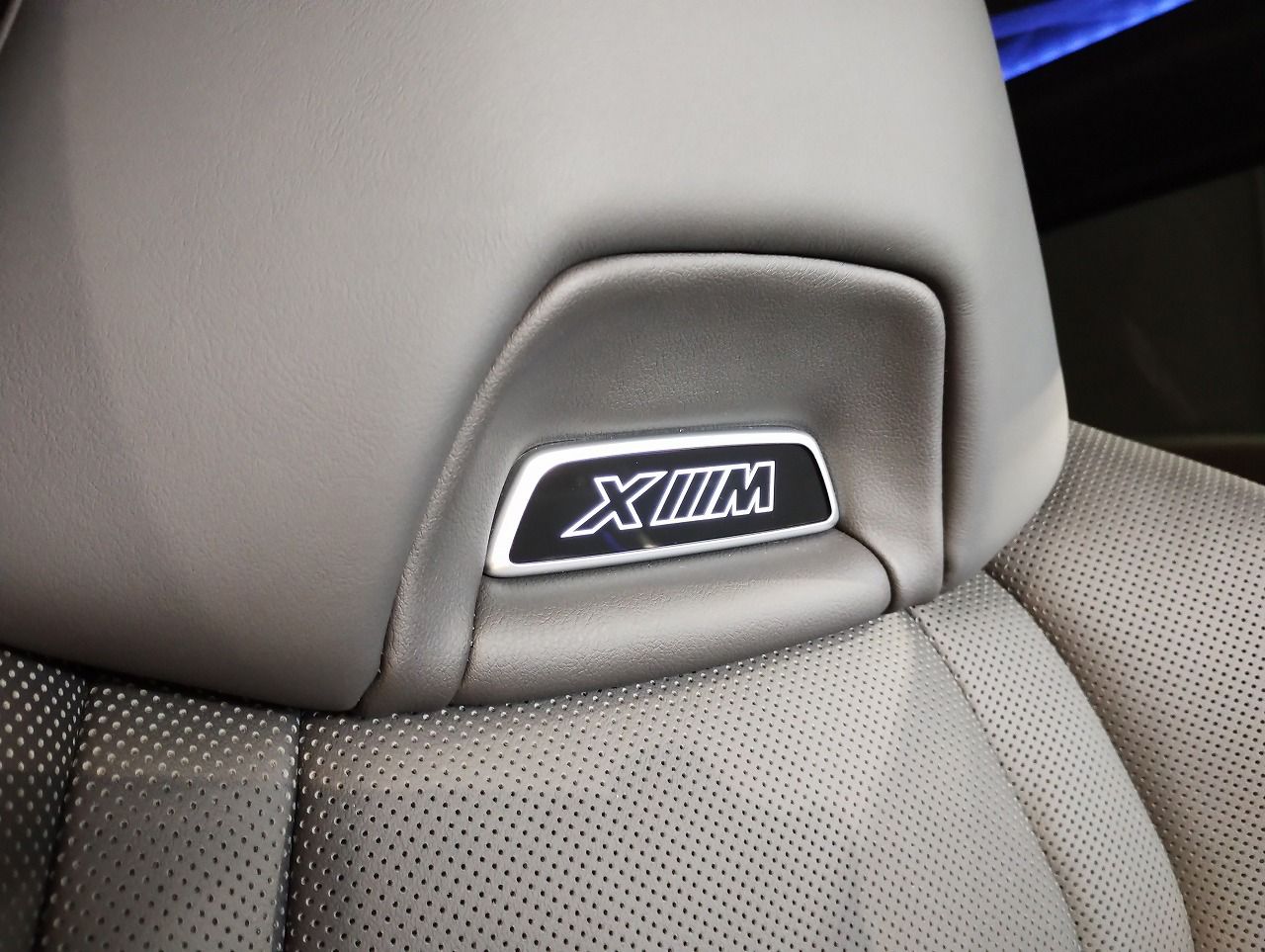 XM RHD