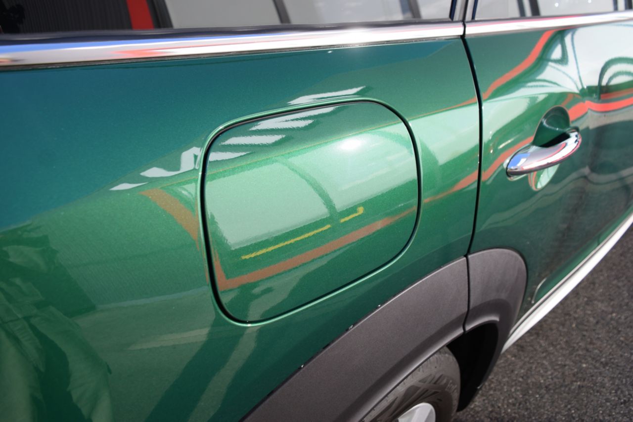 MINI CROSSOVER COOPER D