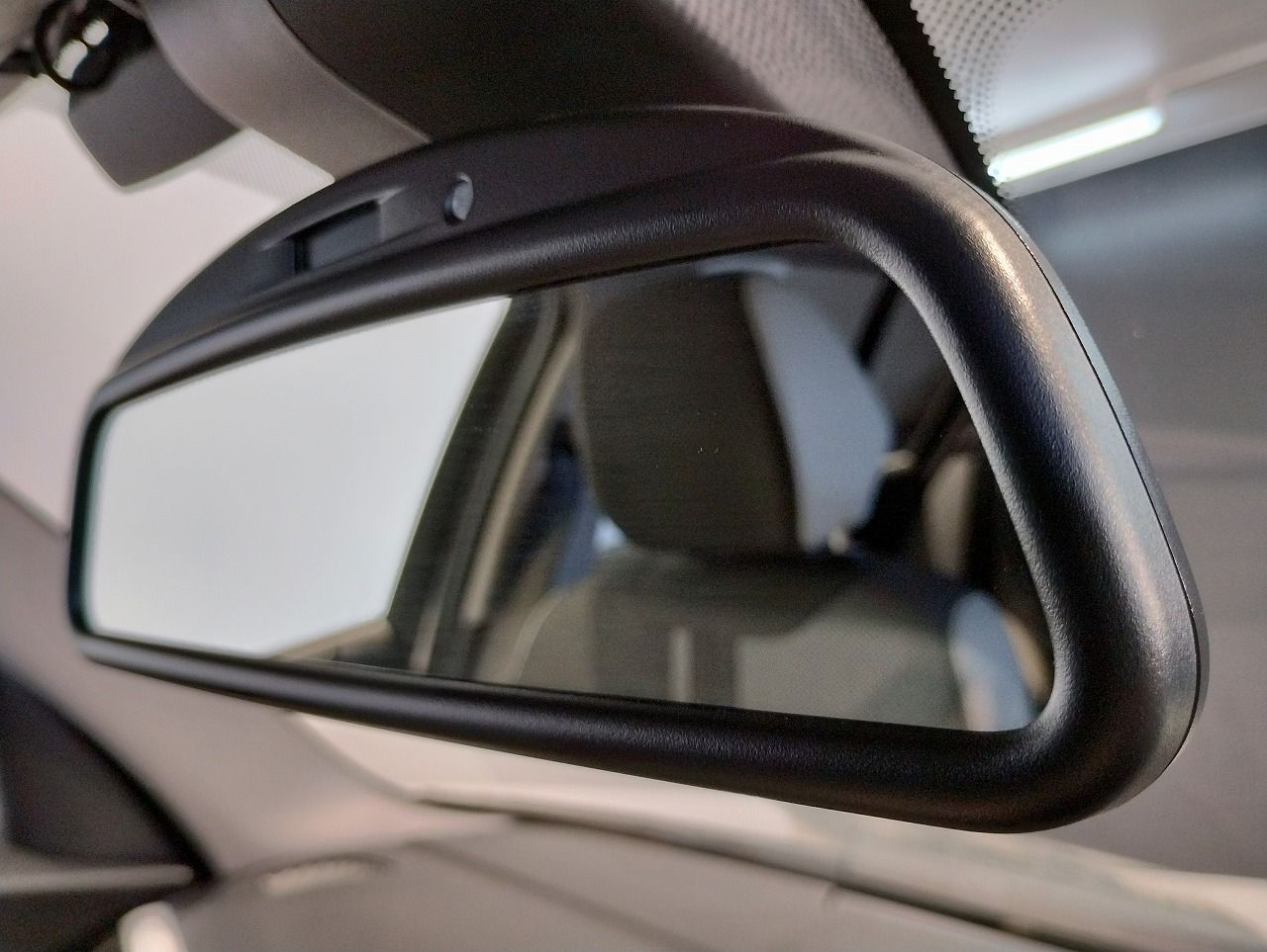 118D 5DOOR RHD
