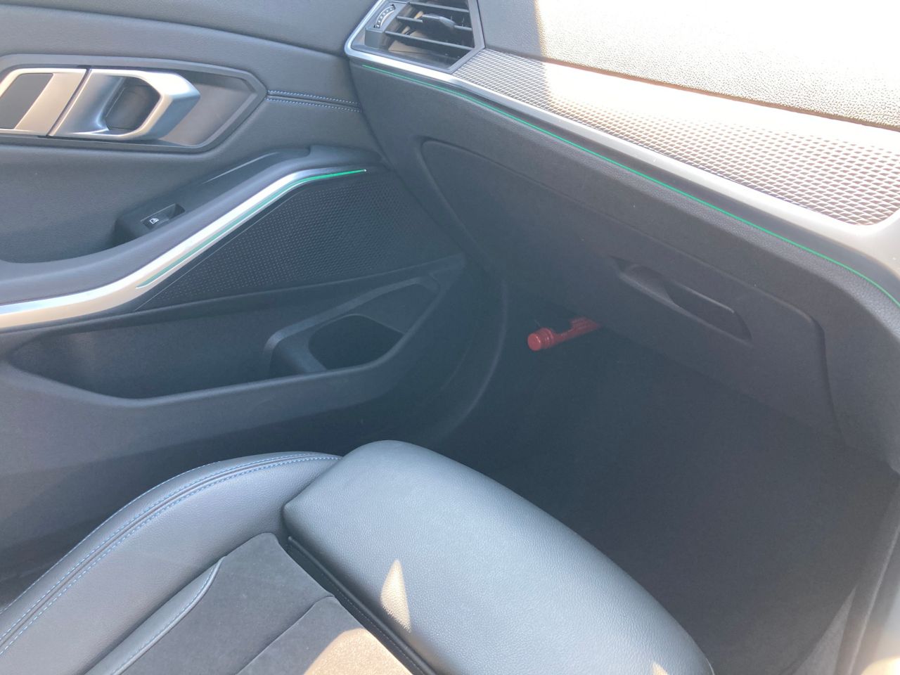G21 320i RHD
