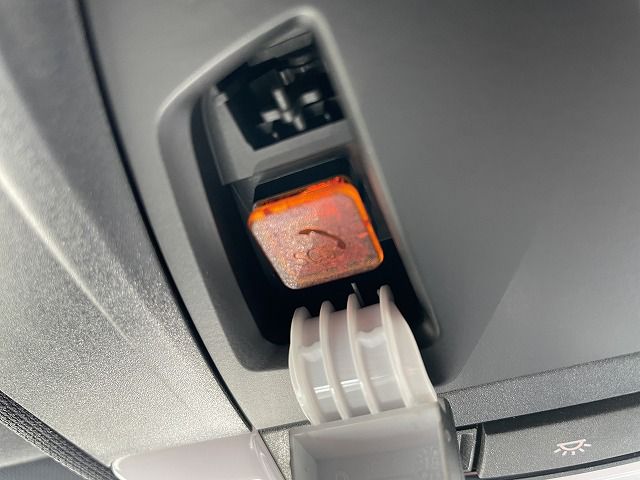 118D 5DOOR RHD