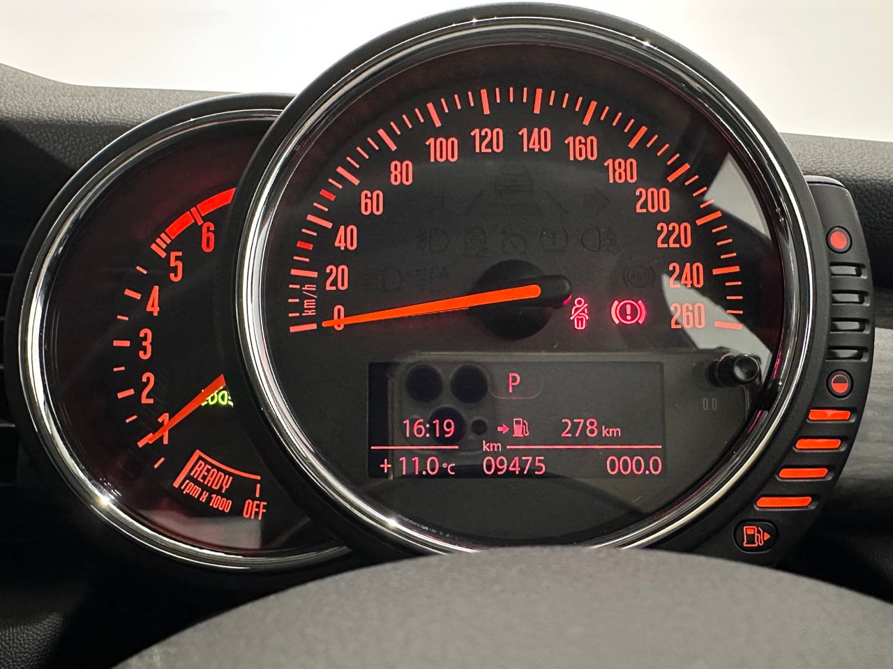 F55 COOPER S D(AT)